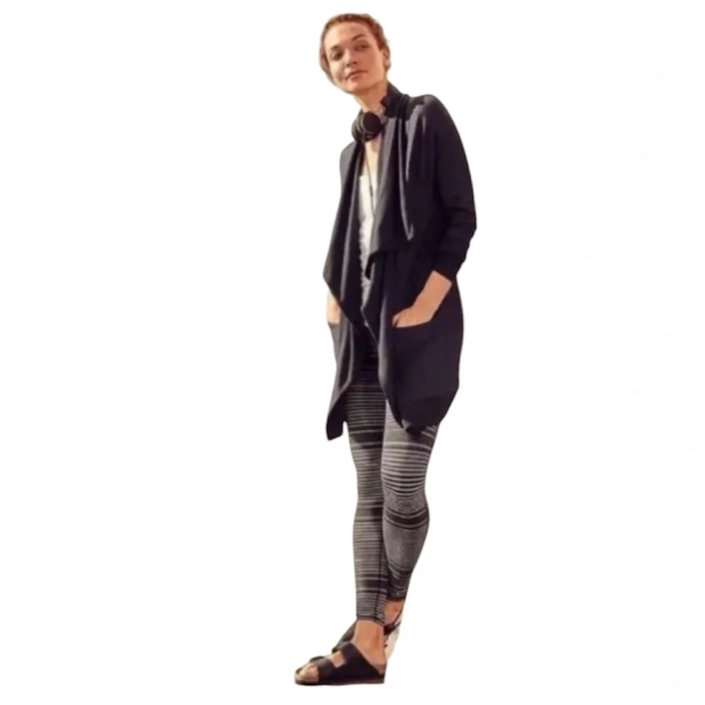 Athleta Studio Wrap Black Cardigan XL - Picture 2 of 16